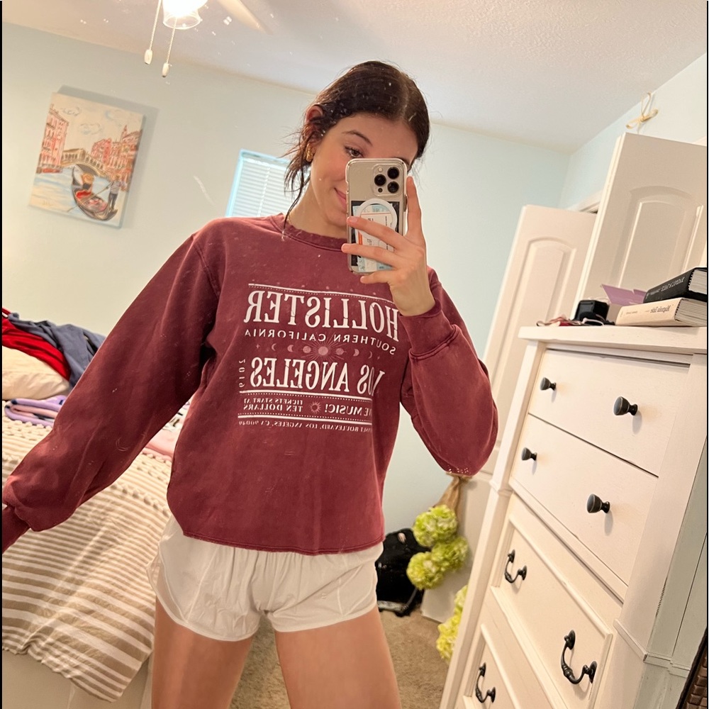 Hollister Los Angels Sweatshirt!